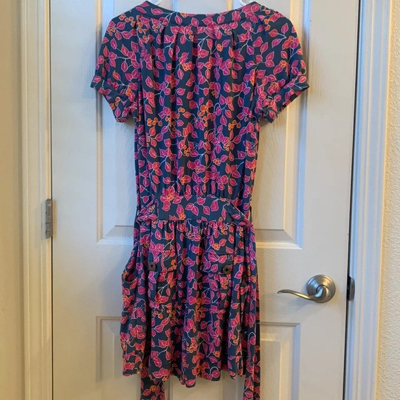 Diane Von Furstenberg Dhalia 100% silk floral pink romper size 6 - Picture 2 of 8